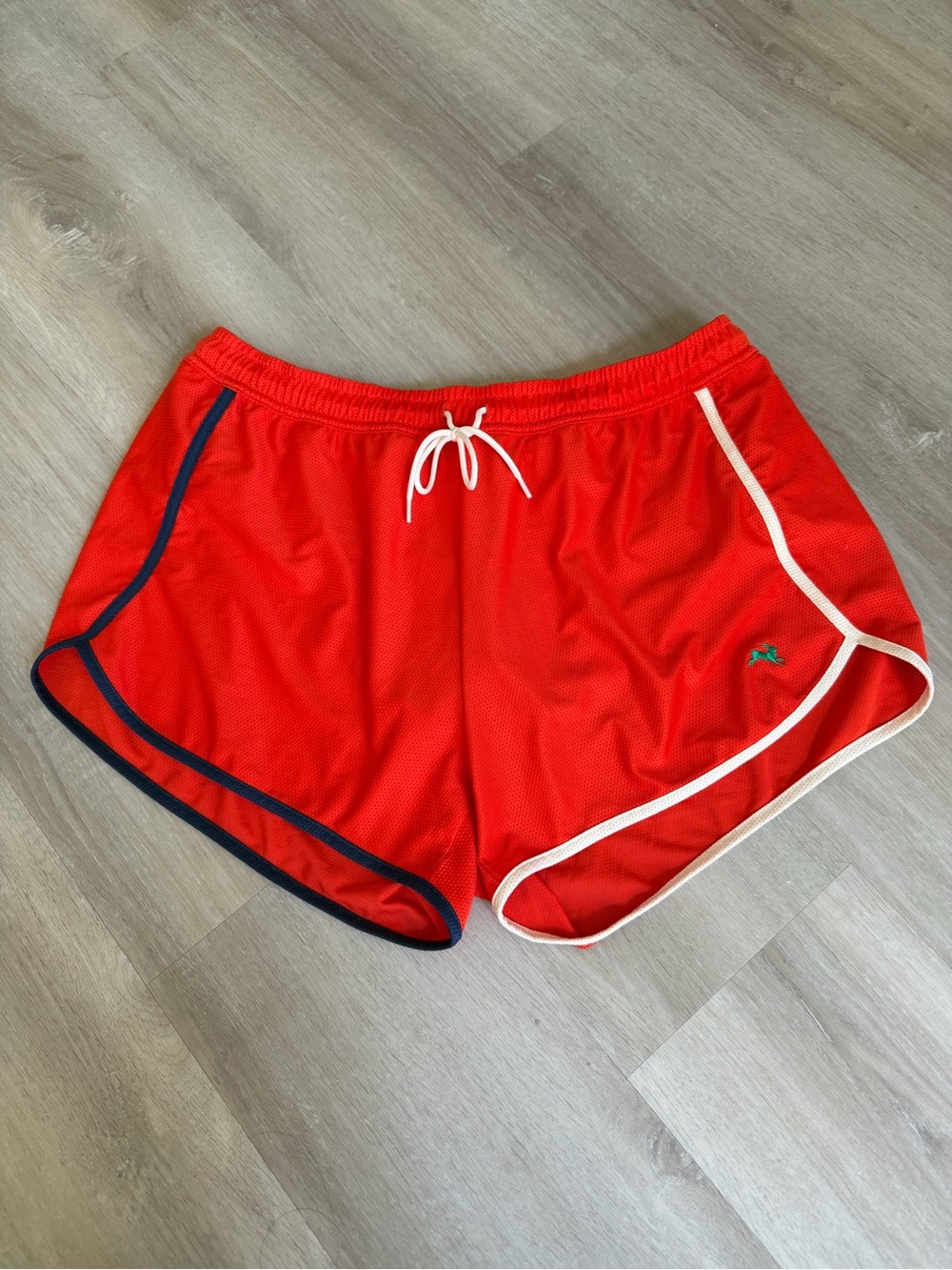 Tracksmith Clare V. Collab Le Jogging Collection Shorts XL California Retro - Picture 2 of 14